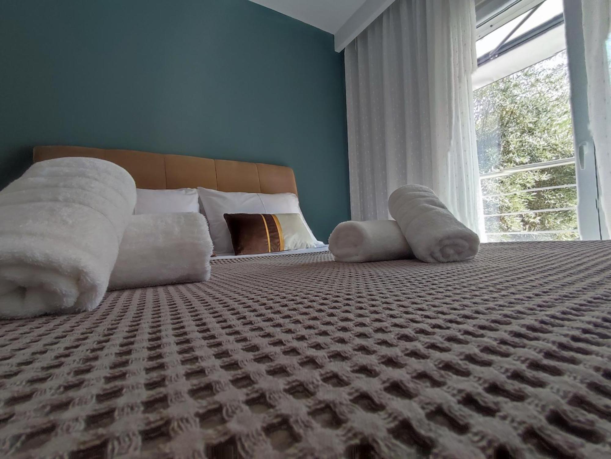Domi Luxury Apartment Kavala Exterior photo
